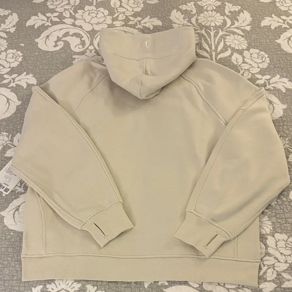 Lululemon Scuba Oversized Side-Slit Hoodie ~ Size M/L ~ Color Bone ~ NWT - Picture 9 of 12